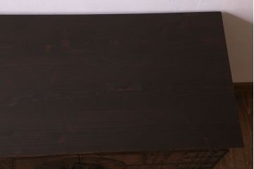 アンティーク家具　和製アンティーク 明治期　観音開き戸　鉄脚付　鋲や金具が立派なタンスローチェスト(衣装箪笥、引き出し、テレビ台)