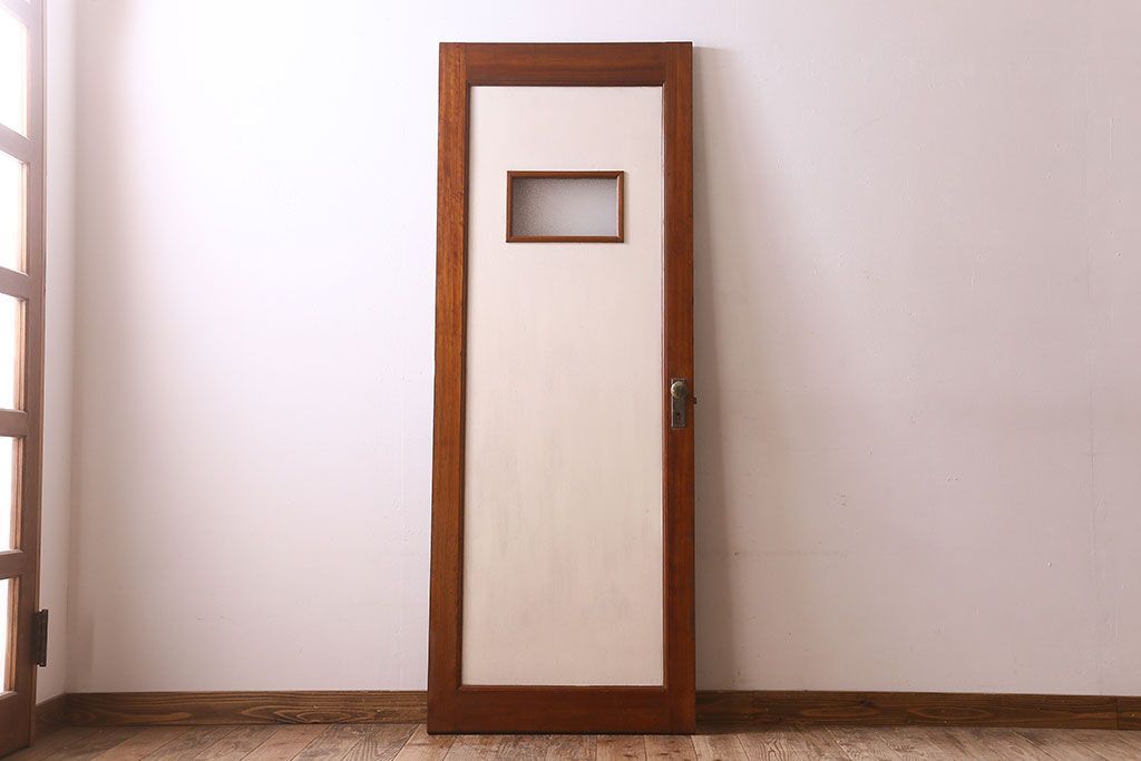 【O様ご成約分】ペイント家具　昭和期　ダイヤガラス入り　シャビーな雰囲気漂う木製ドア(扉)