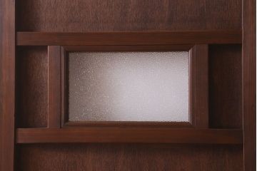 【O様ご成約分】ペイント家具　昭和期　ダイヤガラス入り　シャビーな雰囲気漂う木製ドア(扉)