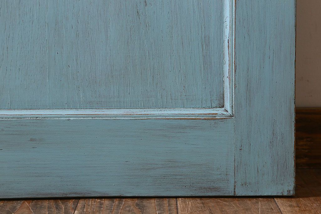 ペイント家具　昭和期　モールガラス入り　シャビーな雰囲気漂う木製ドア(扉)