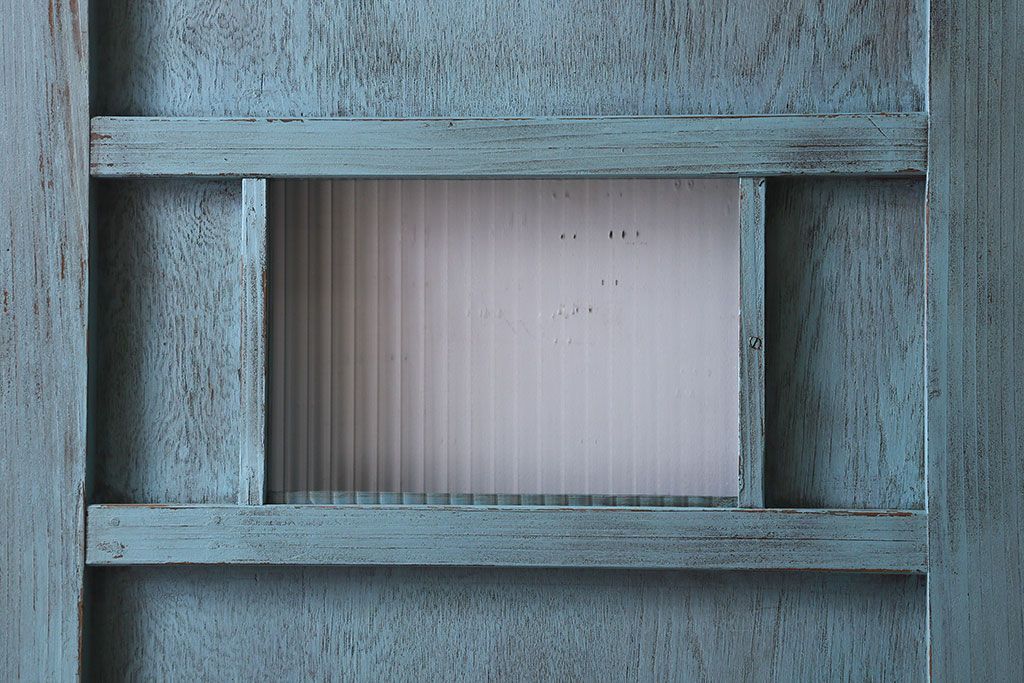 ペイント家具　昭和期　モールガラス入り　シャビーな雰囲気漂う木製ドア(扉)