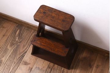 アンティーク雑貨　大正昭和期　ひょうたんのアクセント　懐かしさ漂う踏み台(花台、飾り台)