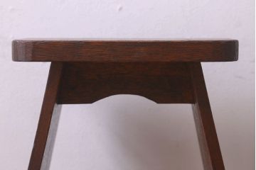 アンティーク雑貨　大正昭和期　ひょうたんのアクセント　懐かしさ漂う踏み台(花台、飾り台)