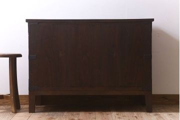 アンティーク家具　和製アンティーク　天板栗材　和モダンの空間を引きたてる　脚付きタンスローチェスト(衣装箪笥、引き出し、テレビ台)