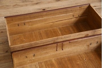 アンティーク家具　和製アンティーク　観音開き戸　鉄脚付き!タンスローチェスト(衣装箪笥、引き出し、テレビ台)