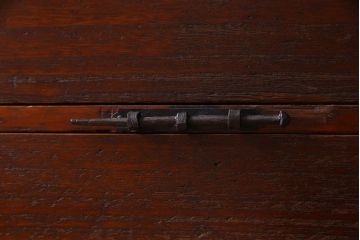 アンティーク家具　和製アンティーク　観音開き戸　鉄脚付き!タンスローチェスト(衣装箪笥、引き出し、テレビ台)