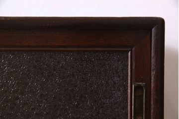 レトロ家具　昭和レトロ　美しいダイヤガラス入り!薄型収納棚(戸棚、食器棚)