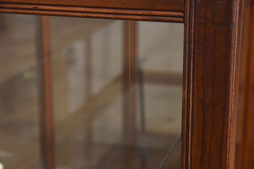 レトロ家具　和製アンティーク　レトロな雰囲気が魅力的な商店のガラスケース(ショーケース、飾り棚、陳列棚)