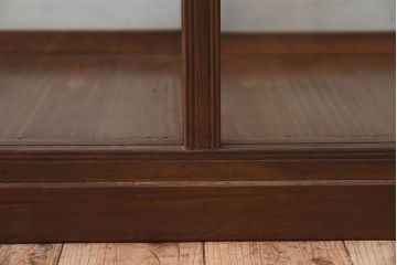 レトロ家具　和製アンティーク　レトロな雰囲気が魅力的な商店のガラスケース(ショーケース、飾り棚、陳列棚)