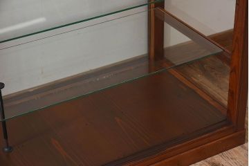 レトロ家具　和製アンティーク　レトロな雰囲気が魅力的な商店のガラスケース(ショーケース、飾り棚、陳列棚)