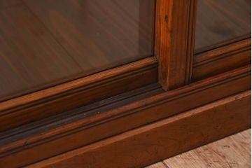 レトロ家具　和製アンティーク　レトロな雰囲気が魅力的な商店のガラスケース(ショーケース、飾り棚、陳列棚)