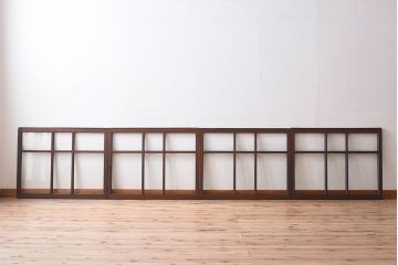 和製アンティーク　小振りなサイズが可愛らしい　レトロなガラス戸(窓)4枚セット