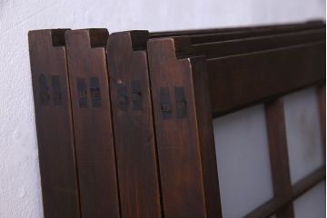 和製アンティーク　格子のデザインが素敵なデザインのガラス戸(ガラス帯戸、窓、引き戸)4枚セット