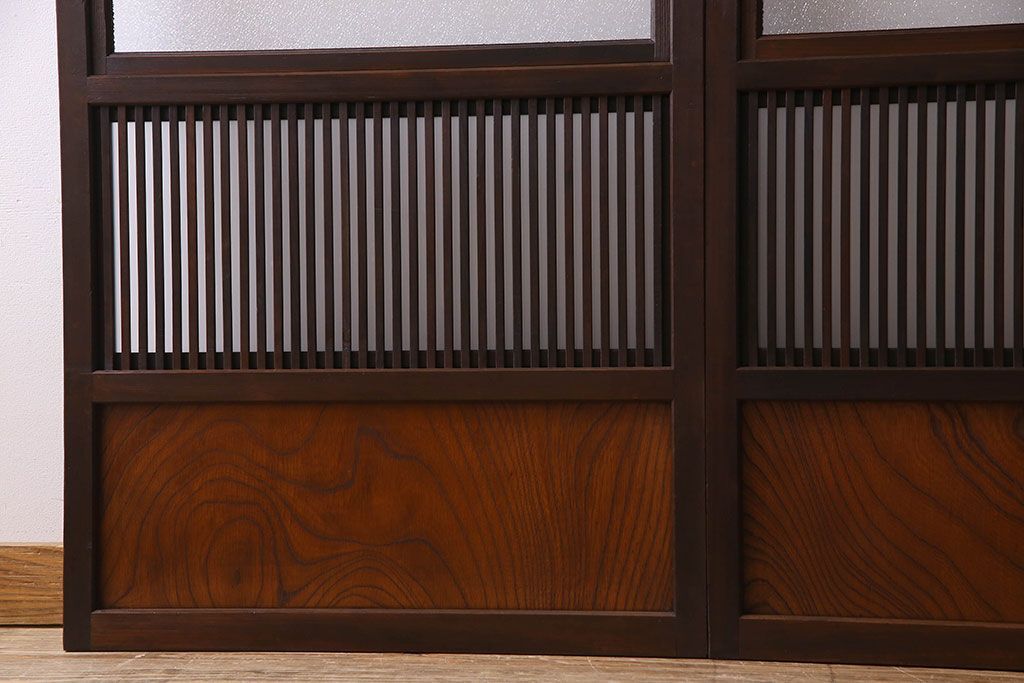 和製アンティーク　腰板ケヤキ材　モダンな格子戸(引き戸)2枚セット