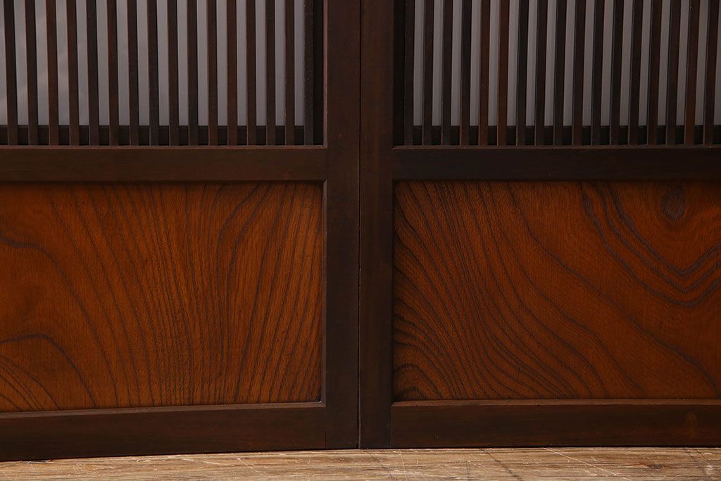 和製アンティーク　腰板ケヤキ材　モダンな格子戸(引き戸)2枚セット