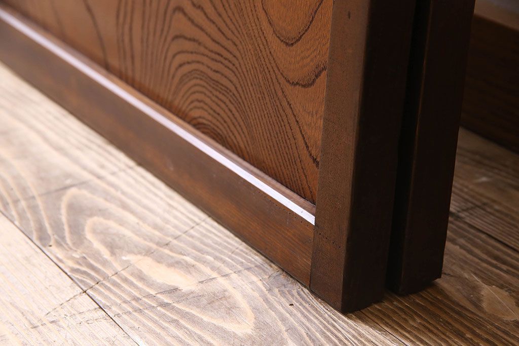 和製アンティーク　腰板ケヤキ材　モダンな格子戸(引き戸)2枚セット