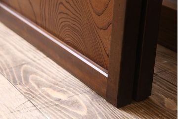 和製アンティーク　腰板ケヤキ材　モダンな格子戸(引き戸)2枚セット