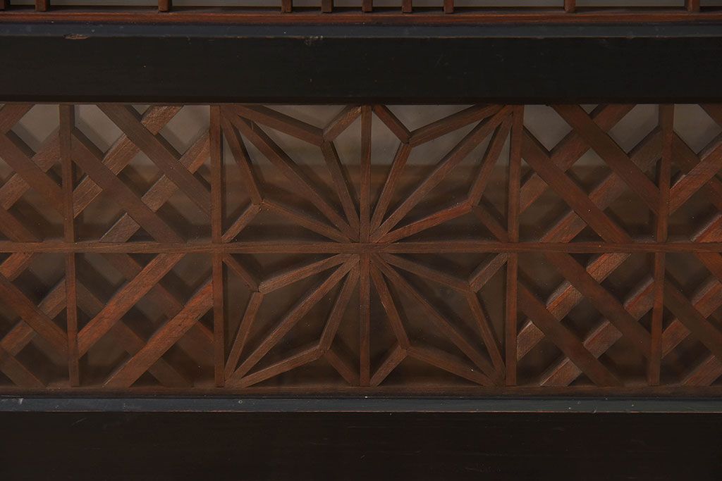 【T様ご成約分】昭和期 細かな組子が美しい書院ガラス戸4枚セット(欄間、引き戸、窓)