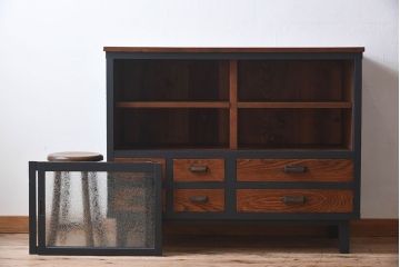 ペイント家具　和モダンなアンティークサイドキャビネット(収納棚、食器棚、戸棚)