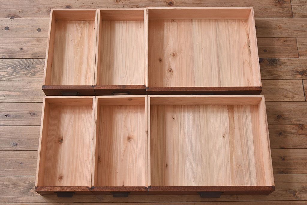 ペイント家具　和モダンなアンティークサイドキャビネット(収納棚、食器棚、戸棚)