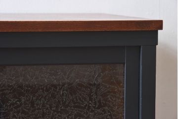 ペイント家具　和モダンなアンティークサイドキャビネット(収納棚、食器棚、戸棚)