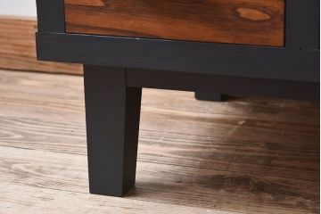 ペイント家具　和モダンなアンティークサイドキャビネット(収納棚、食器棚、戸棚)