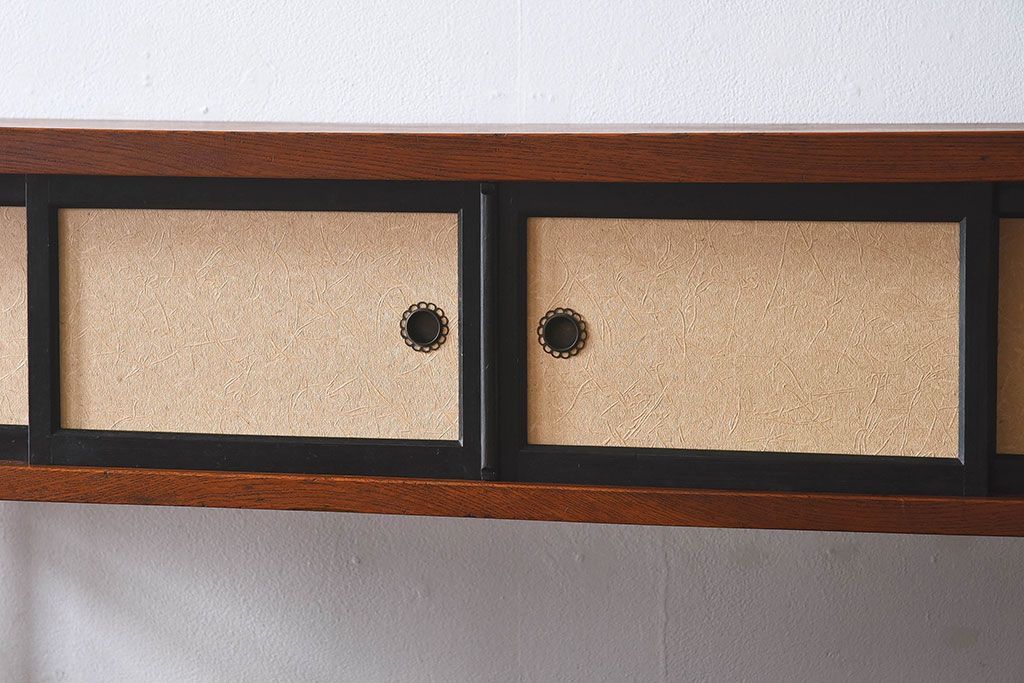 アンティーク家具　和製アンティーク　欅材製!和の空間を引きたてる大型の飾り棚(陳列棚)