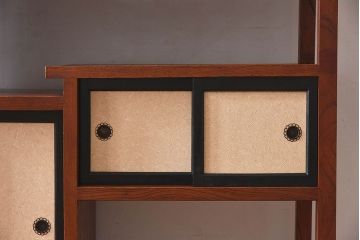 アンティーク家具　和製アンティーク　欅材製!和の空間を引きたてる大型の飾り棚(陳列棚)