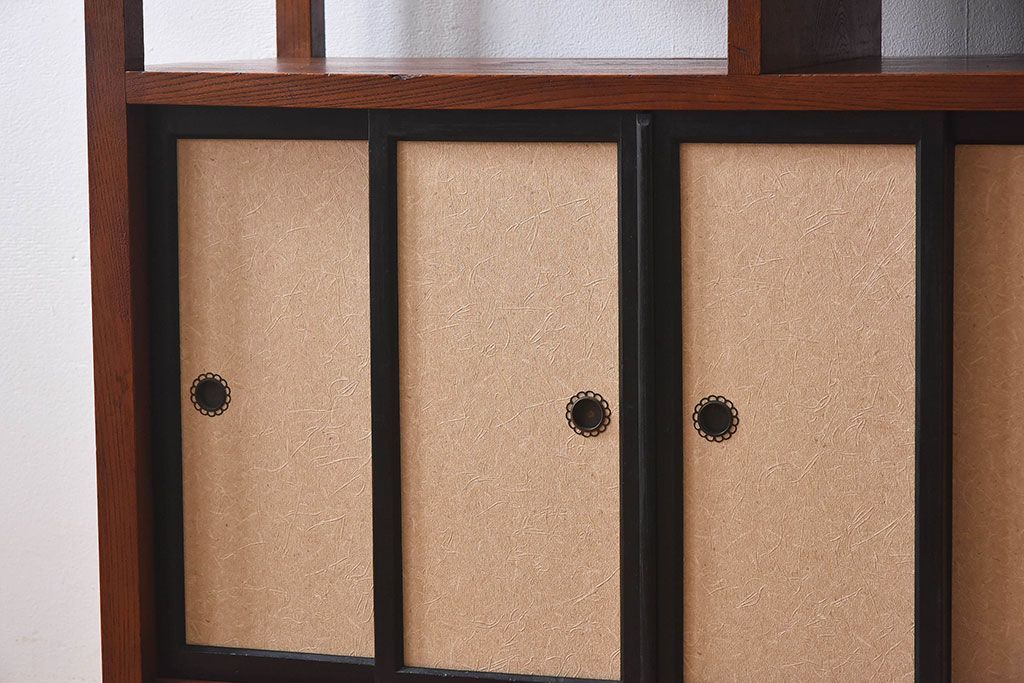 アンティーク家具　和製アンティーク　欅材製!和の空間を引きたてる大型の飾り棚(陳列棚)