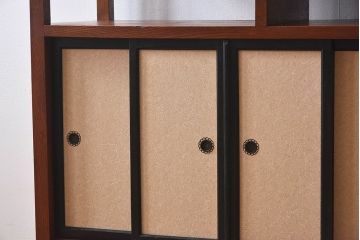 アンティーク家具　和製アンティーク　欅材製!和の空間を引きたてる大型の飾り棚(陳列棚)