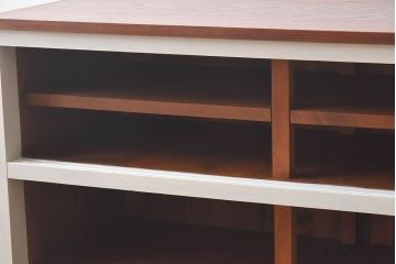 【K様ご決済用・ご成約済み】ペイント家具　アイボリーカラーが可愛らしいアンティークサイドボード(収納棚、戸棚)