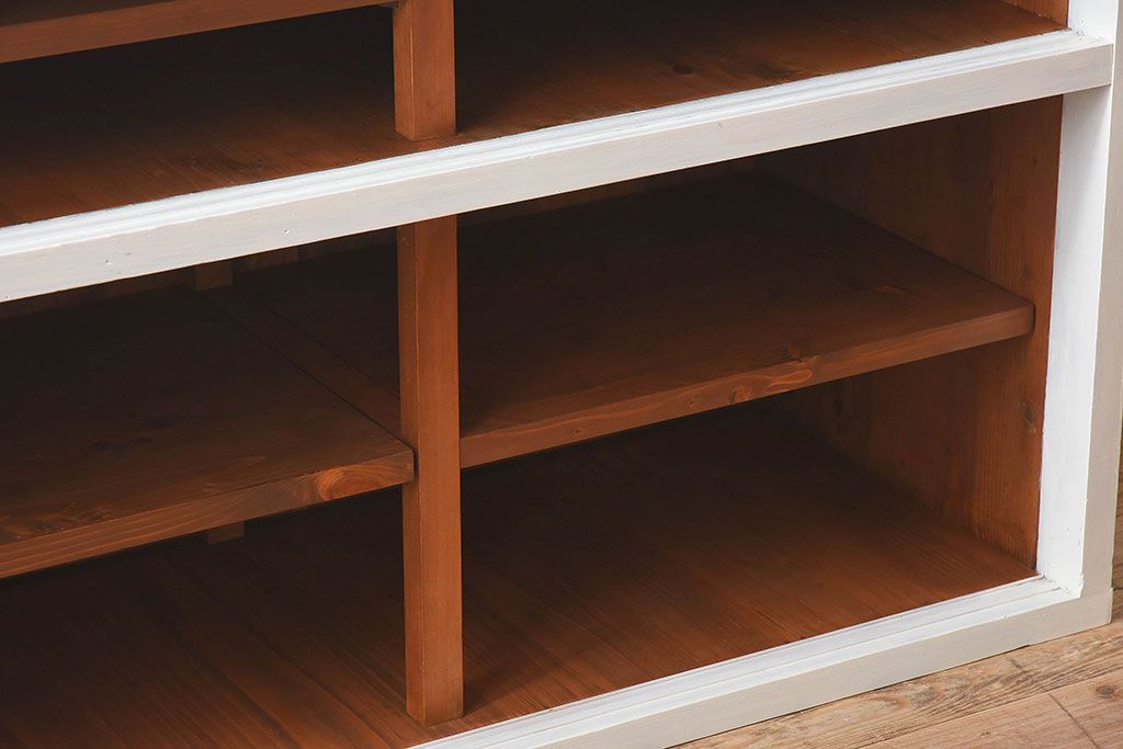 【K様ご決済用・ご成約済み】ペイント家具　アイボリーカラーが可愛らしいアンティークサイドボード(収納棚、戸棚)