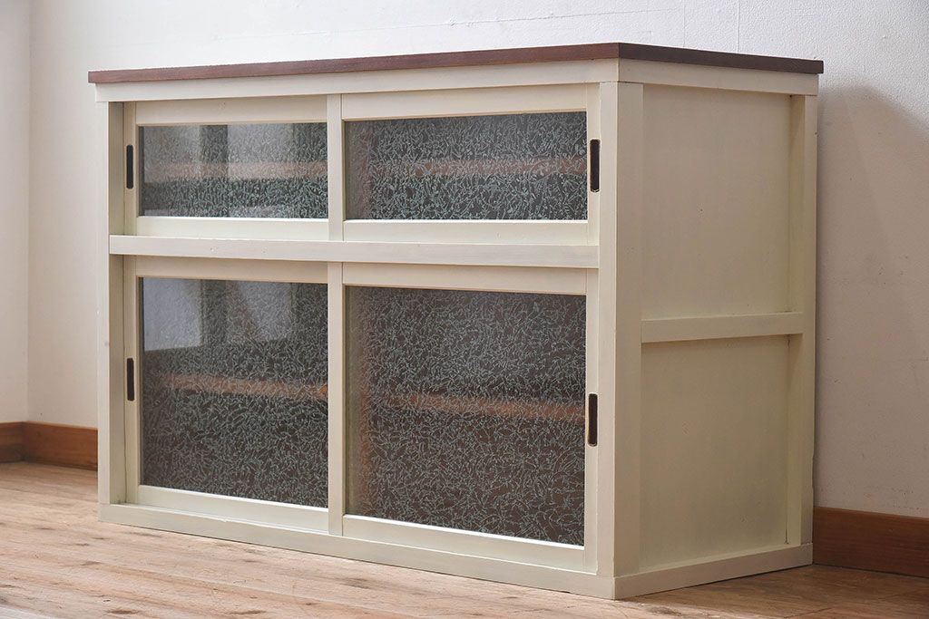 【K様ご決済用・ご成約済み】ペイント家具　アイボリーカラーが可愛らしいアンティークサイドボード(収納棚、戸棚)