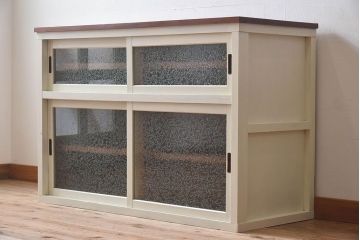 【K様ご決済用・ご成約済み】ペイント家具　アイボリーカラーが可愛らしいアンティークサイドボード(収納棚、戸棚)
