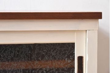 【K様ご決済用・ご成約済み】ペイント家具　アイボリーカラーが可愛らしいアンティークサイドボード(収納棚、戸棚)