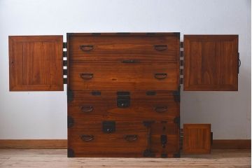 アンティーク家具　和製アンティーク　江戸〜明治期!観音開き　春慶塗の重ね箪笥(衣装箪笥・引き出し)