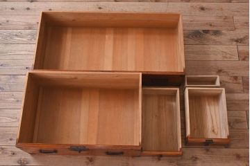 アンティーク家具　和製アンティーク　江戸〜明治期!観音開き　春慶塗の重ね箪笥(衣装箪笥・引き出し)