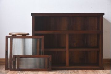 レトロ家具　和製アンティーク　レトロなガラス入り収納棚(戸棚、食器棚、本箱)