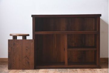 レトロ家具　和製アンティーク　レトロなガラス入り収納棚(戸棚、食器棚、本箱)