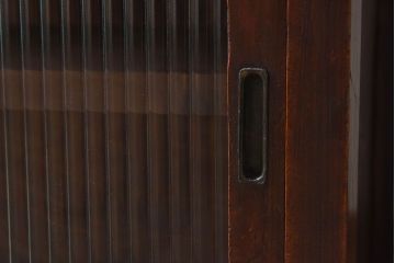 レトロ家具　和製アンティーク　レトロなガラス入り収納棚(戸棚、食器棚、本箱)