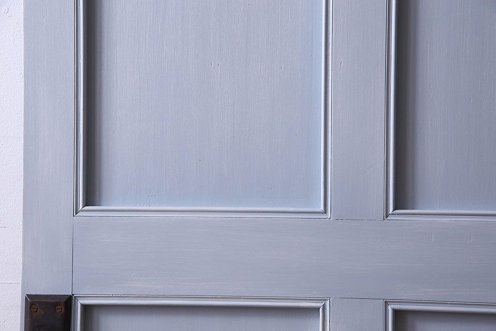 ペイント建具　ガラス取っ手がお洒落なアンティークドア(扉)