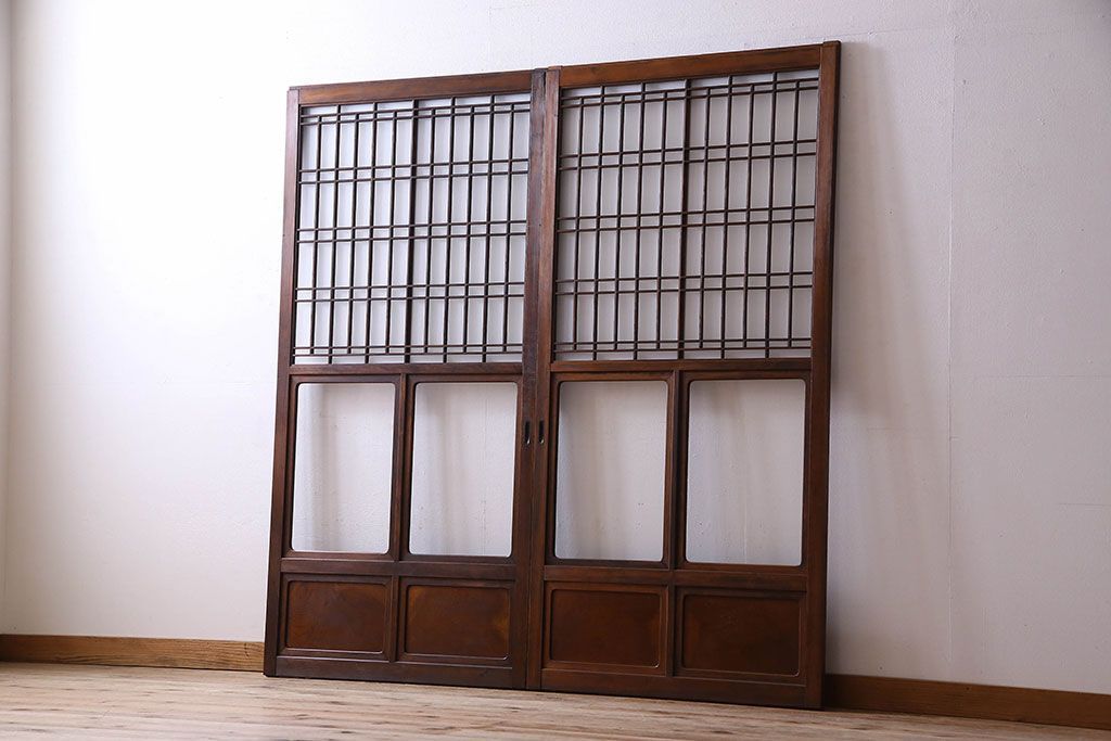 和製アンティーク　凝った格子のデザインが素敵なガラス戸(格子戸、引き戸、建具)2枚セット