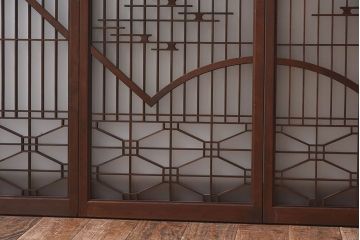 和製アンティーク　美しい扇のデザインが目を惹くガラス戸(引き戸、格子戸)