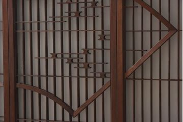 和製アンティーク　美しい扇のデザインが目を惹くガラス戸(引き戸、格子戸)