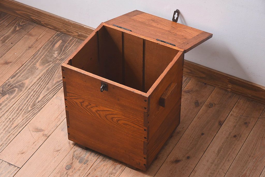 アンティーク雑貨　昭和レトロ　古いタモ材製木箱(ゴミ箱、収納箱)