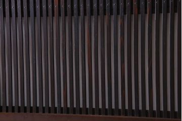 和製アンティーク　古い木のガラス入り格子戸(引き戸、建具)4枚セット