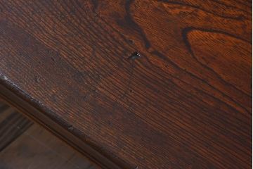 アンティーク家具　ナラ材製　上品なデザインが素敵なアンティーク卓上収納(ガラスケース、ショーケース、キャビネット)