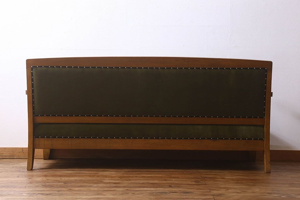 レトロ家具　レトロ　カバ材　木の質感が味わい深いソファベンチ(アームソファ、3人掛けソファ、長椅子)