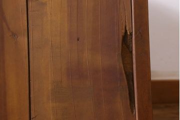 レトロ家具　レトロ　カバ材　木の質感が味わい深いソファベンチ(アームソファ、3人掛けソファ、長椅子)