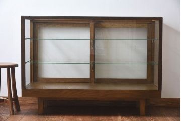レトロ家具　昭和レトロ　5面ガラス!ナラ材　木味が魅力的なガラスショーケース(飾り棚、陳列棚)